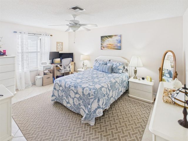 1546 LOZANO AVENUE, The Villages, FL 32159