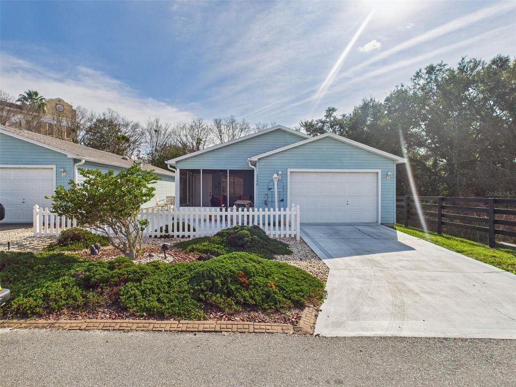 1546 LOZANO AVENUE, The Villages, FL 32159