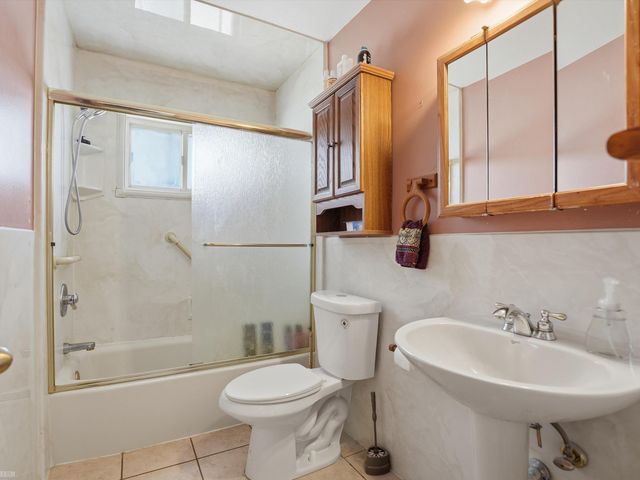 21612 Bon Brae Street, St Clair Shores, MI 48081