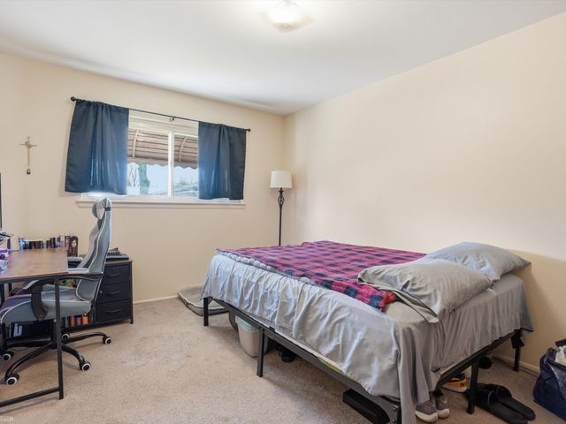 21612 Bon Brae Street, St Clair Shores, MI 48081
