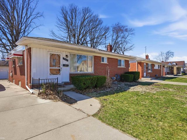 21612 Bon Brae Street, St Clair Shores, MI 48081