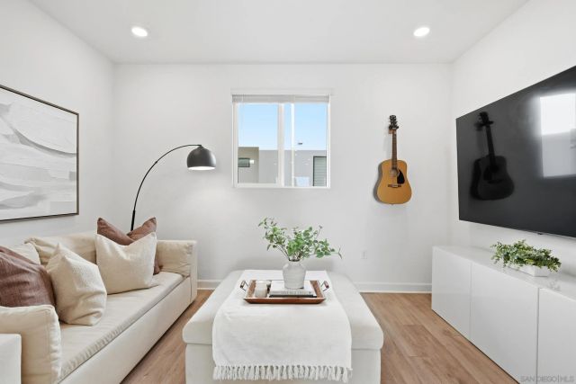 2061 Epoca Way, San Diego, CA 92154