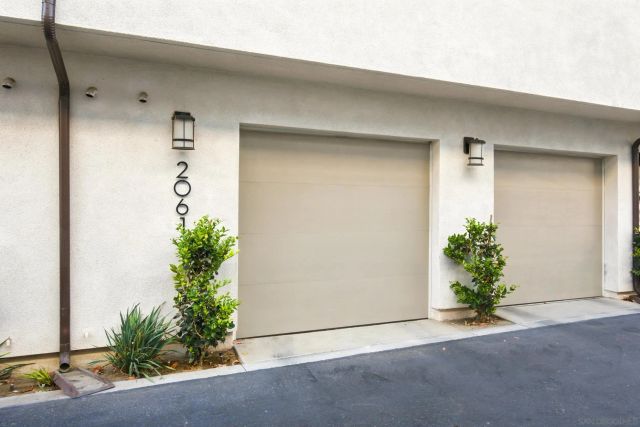 2061 Epoca Way, San Diego, CA 92154