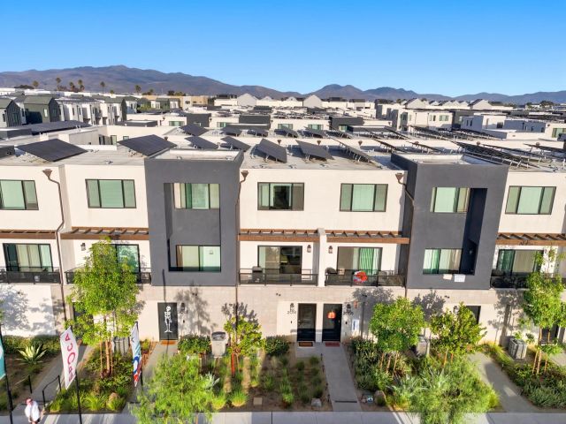 2061 Epoca Way, San Diego, CA 92154