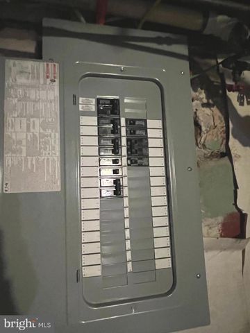 4732 C ST, Philadelphia, PA 19120