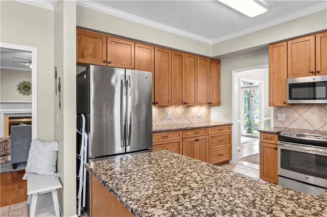 404 Drexmore Court, Winston-salem, NC 27103