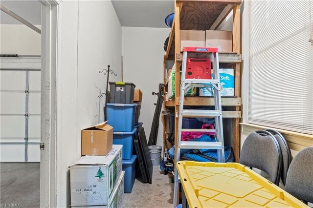 404 Drexmore Court, Winston-salem, NC 27103