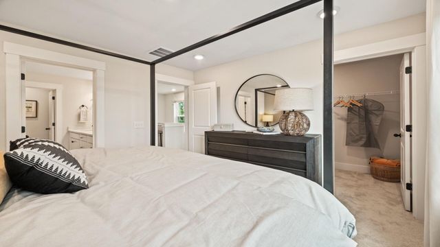 4633 Forest Hills Drive 901, North Charleston, SC 29418