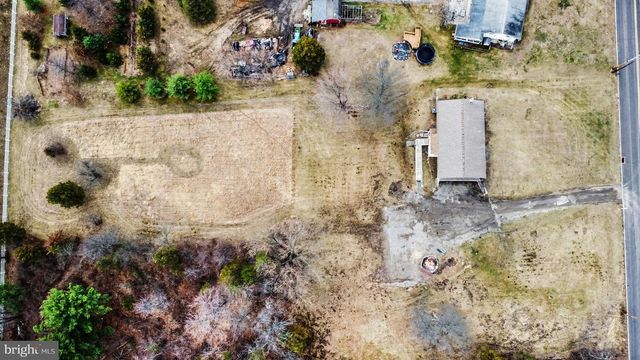 2430 NEW HANOVER SQUARE RD, Gilbertsville, PA 19525