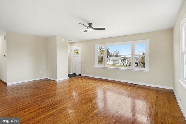 2430 NEW HANOVER SQUARE RD, Gilbertsville, PA 19525