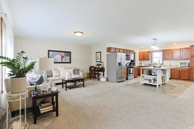 29777 Ashford Drive, Elkhart, IN 46514