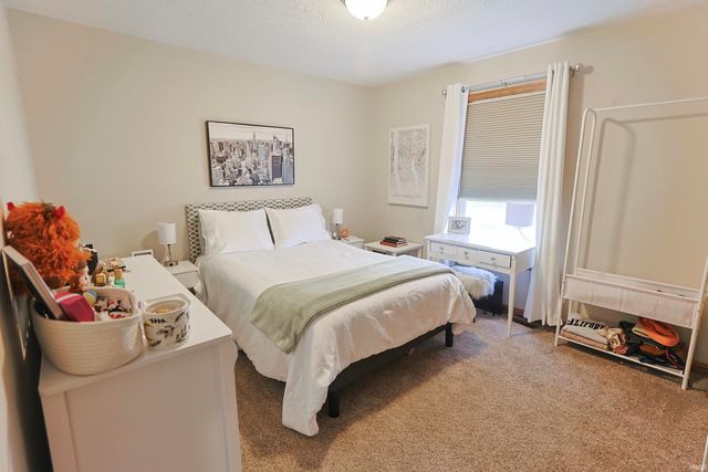 29777 Ashford Drive, Elkhart, IN 46514