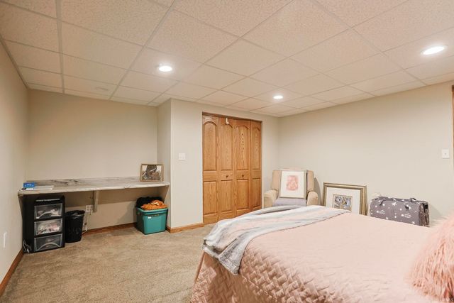 29777 Ashford Drive, Elkhart, IN 46514