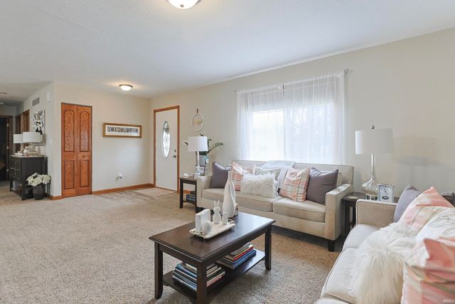 29777 Ashford Drive, Elkhart, IN 46514