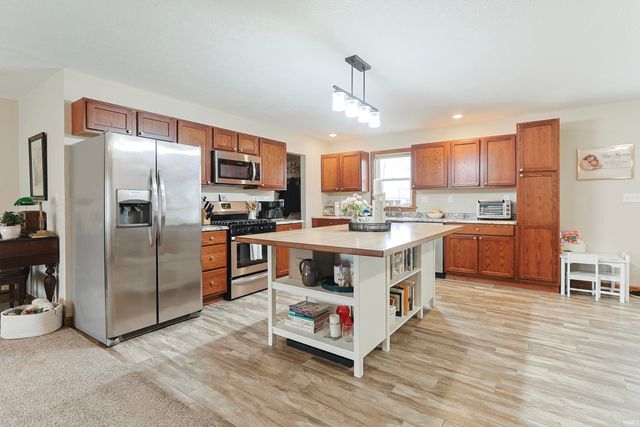 29777 Ashford Drive, Elkhart, IN 46514