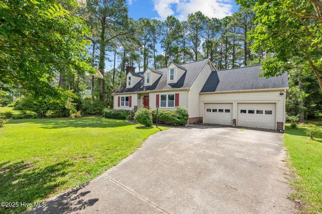 1500 Santa Lucia Road, New Bern, NC 28560
