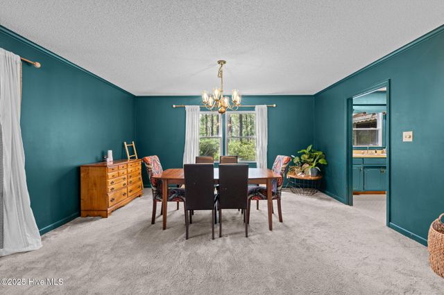 1500 Santa Lucia Road, New Bern, NC 28560