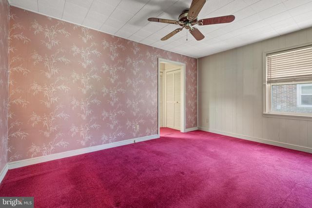 2215 DIXIE DR, York, PA 17402