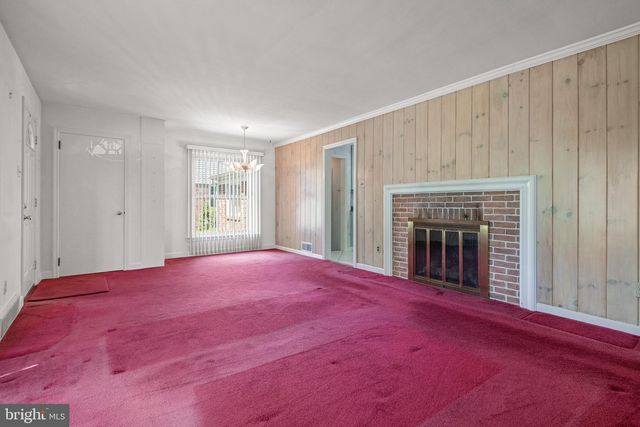 2215 DIXIE DR, York, PA 17402