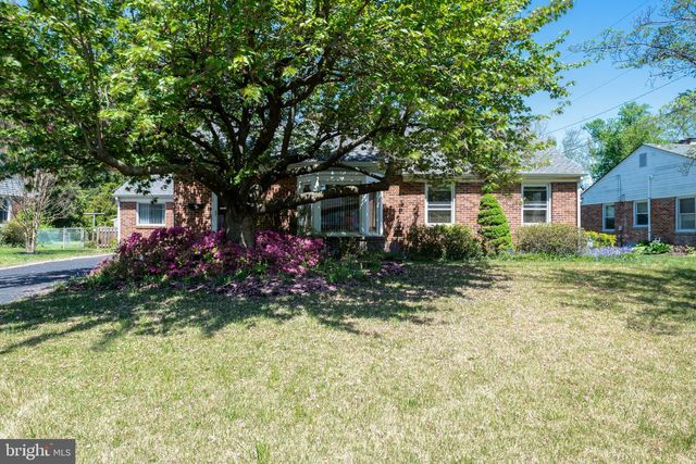 2215 DIXIE DR, York, PA 17402