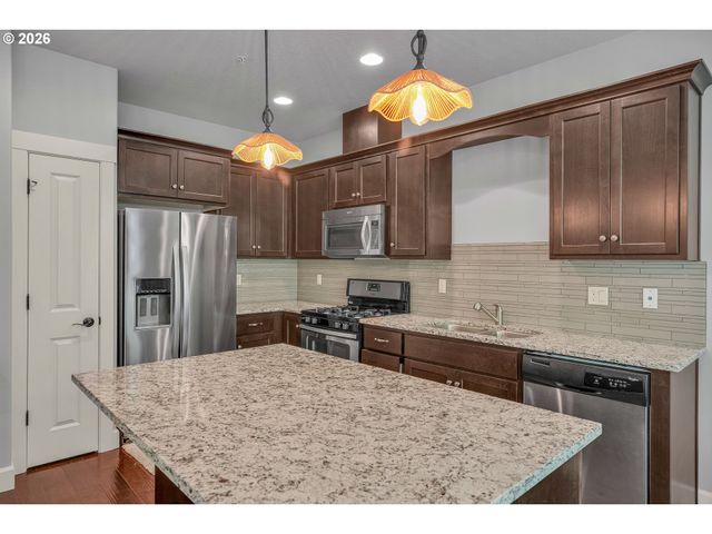 11279 Se FALCO St, Happy Valley, OR 97086
