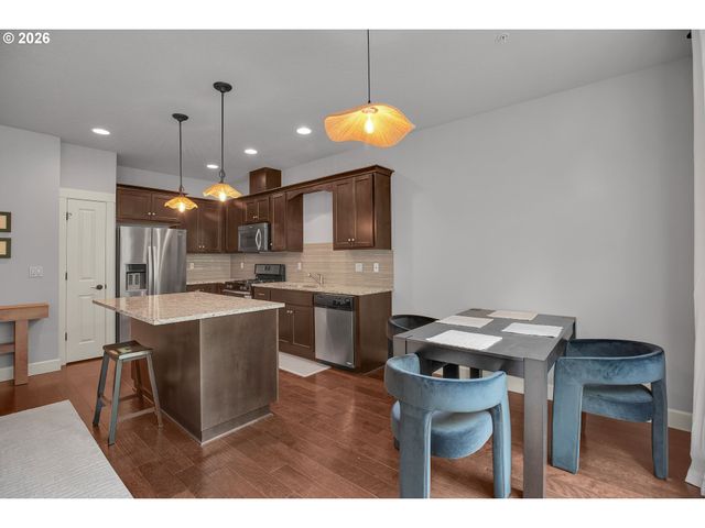 11279 Se FALCO St, Happy Valley, OR 97086