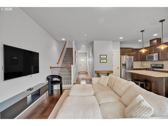 11279 Se FALCO St, Happy Valley, OR 97086