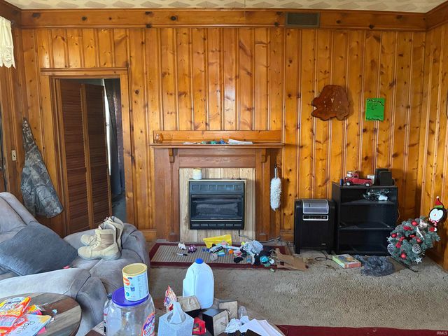 3801 Anderson Road, Wadesville, IN 47638