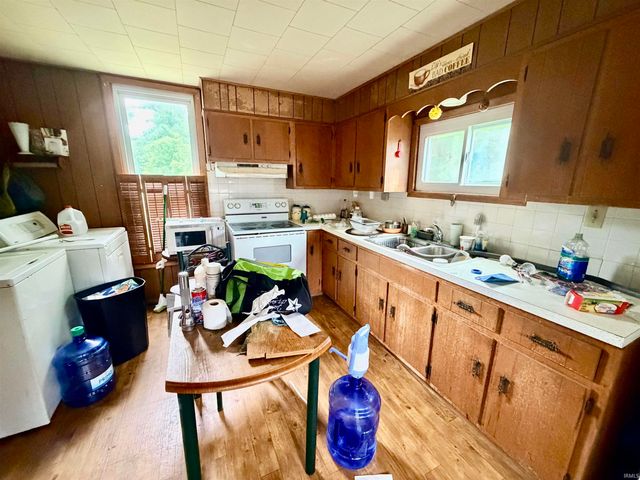 3801 Anderson Road, Wadesville, IN 47638
