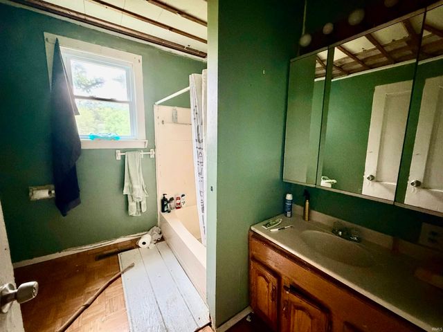 3801 Anderson Road, Wadesville, IN 47638