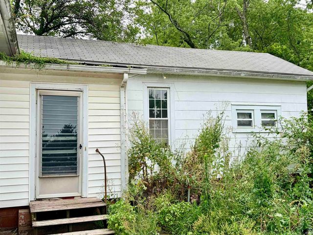 3801 Anderson Road, Wadesville, IN 47638