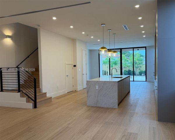 1501 SW 21st Street, Miami, FL 33145