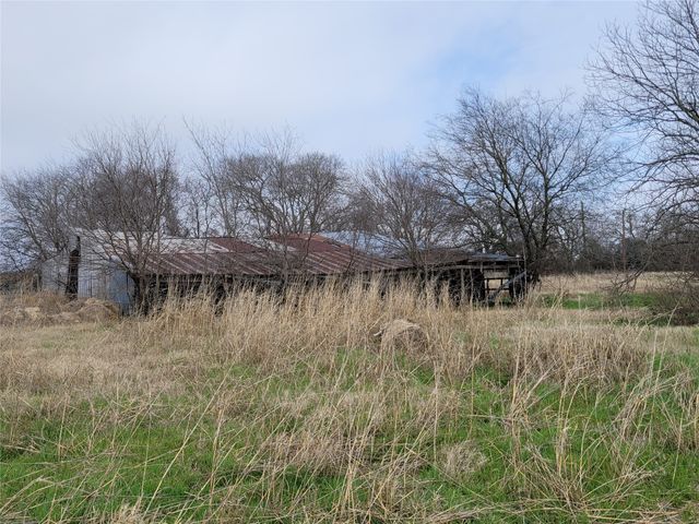 2232 County Road 415, Coyote Flats, TX 76031