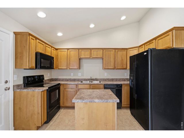 2255 Sopris Cir, Loveland, CO 80537