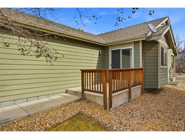 2255 Sopris Cir, Loveland, CO 80537
