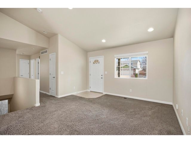 2255 Sopris Cir, Loveland, CO 80537