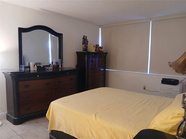 1100 Saint Charles Place 712, Pembroke Pines, FL 33026