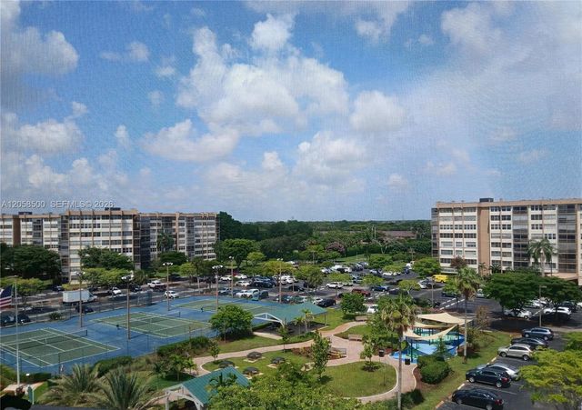 1100 Saint Charles Place 712, Pembroke Pines, FL 33026