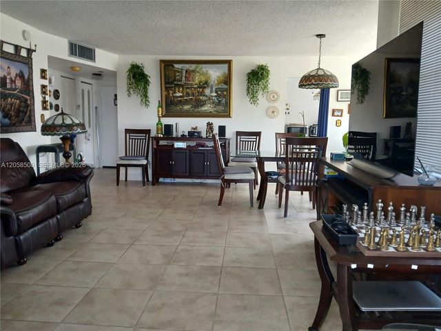 1100 Saint Charles Place 712, Pembroke Pines, FL 33026