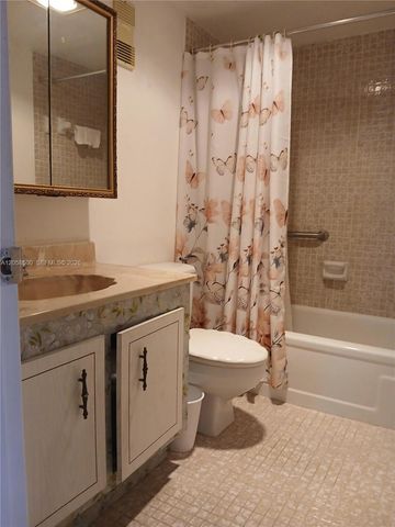 1100 Saint Charles Place 712, Pembroke Pines, FL 33026