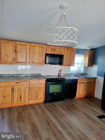 287 ROYAL CREST DRIVE, Martinsburg, WV 25401