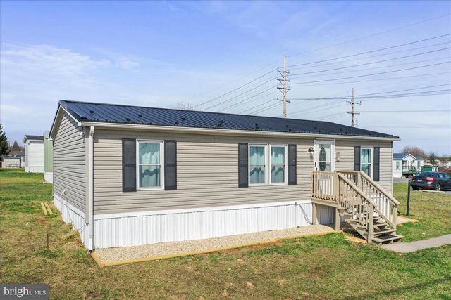 287 ROYAL CREST DRIVE, Martinsburg, WV 25401