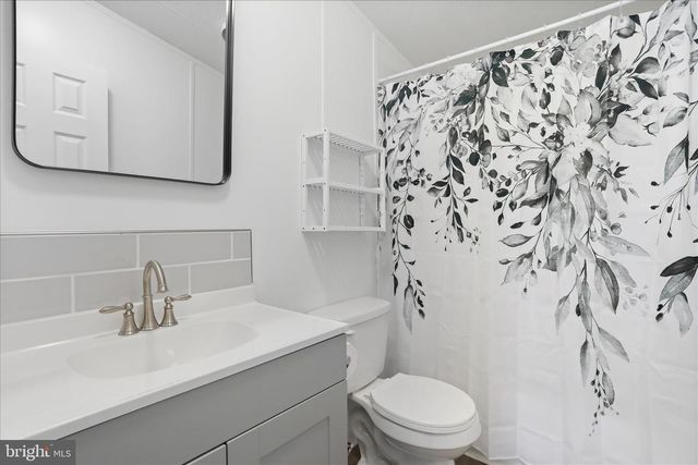 287 ROYAL CREST DRIVE, Martinsburg, WV 25401