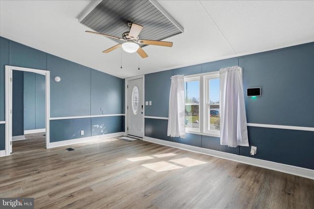 287 ROYAL CREST DRIVE, Martinsburg, WV 25401