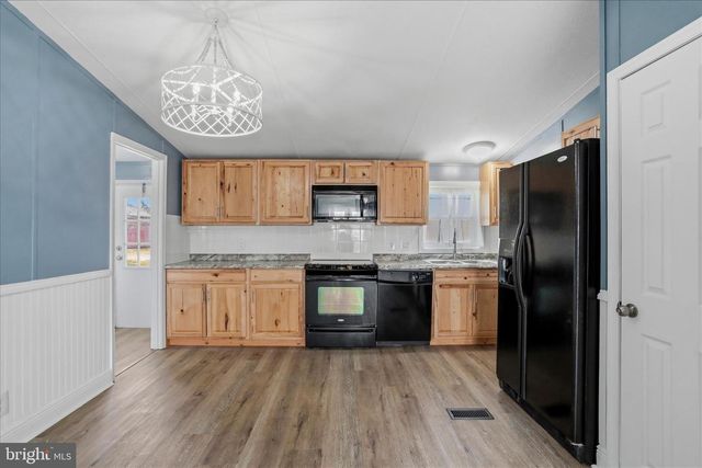 287 ROYAL CREST DRIVE, Martinsburg, WV 25401