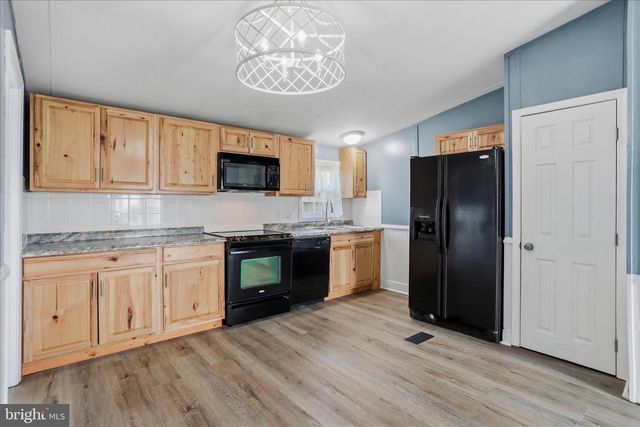 287 ROYAL CREST DRIVE, Martinsburg, WV 25401