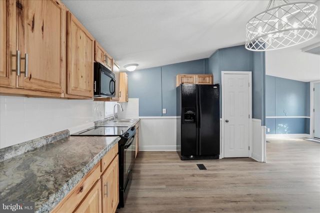 287 ROYAL CREST DRIVE, Martinsburg, WV 25401