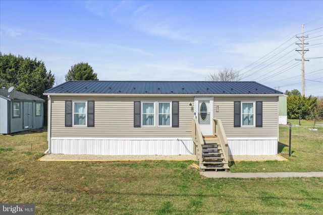 287 ROYAL CREST DRIVE, Martinsburg, WV 25401