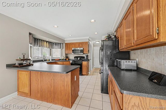 54174 Ego Drive, Macomb, MI 48042