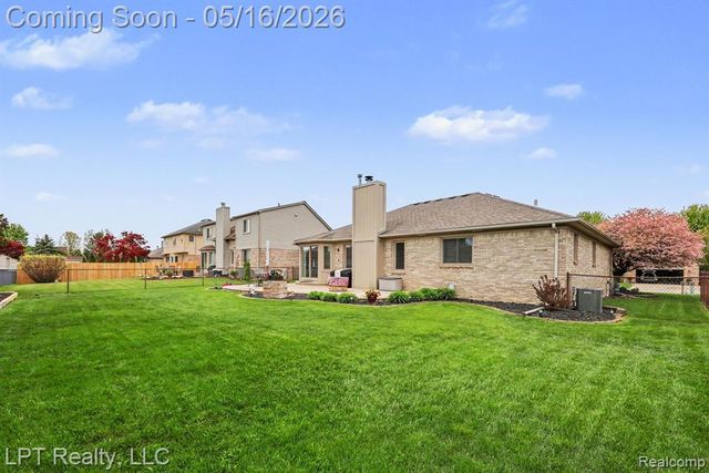 54174 Ego Drive, Macomb, MI 48042